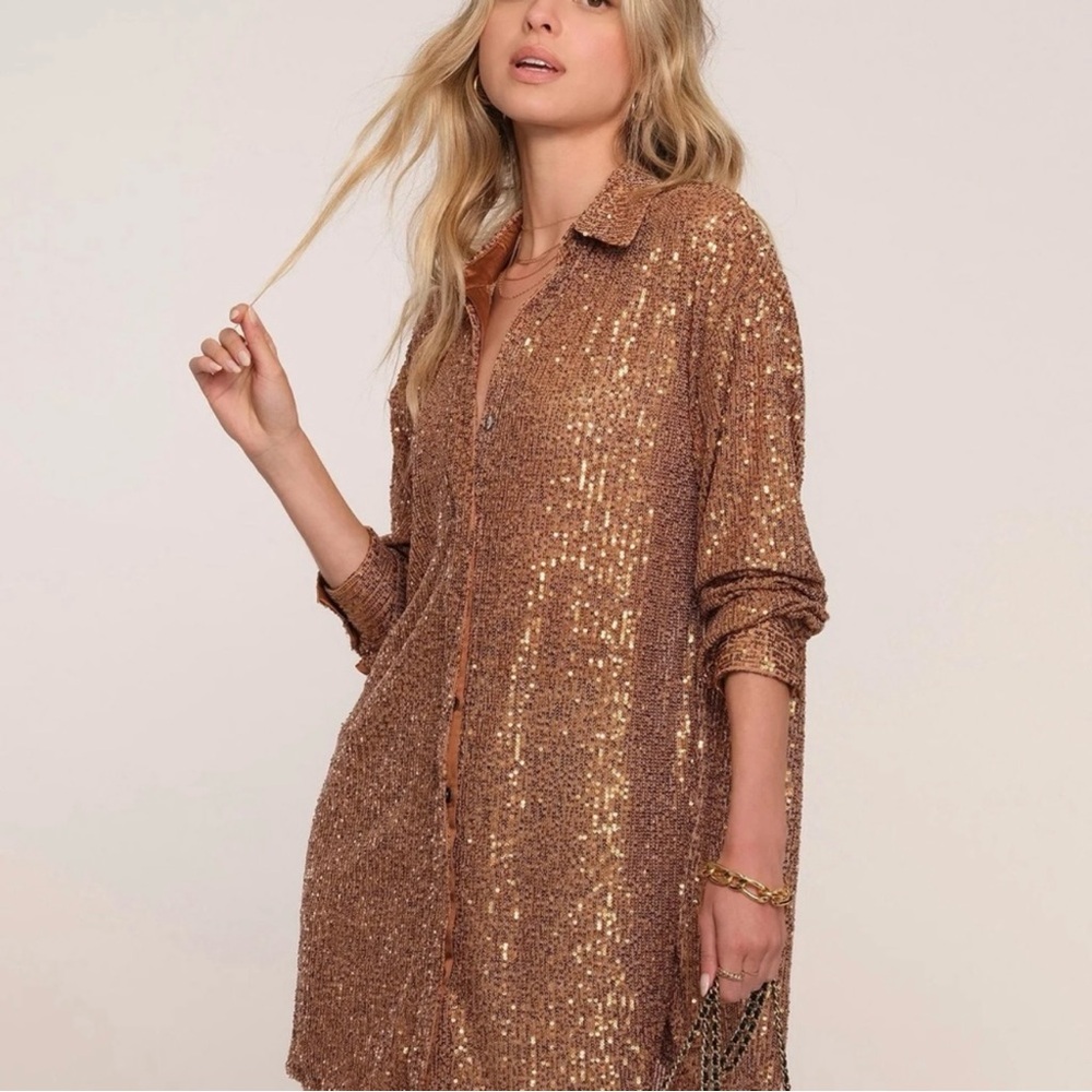 New Heartloom champagne sequin shirt dress size medium